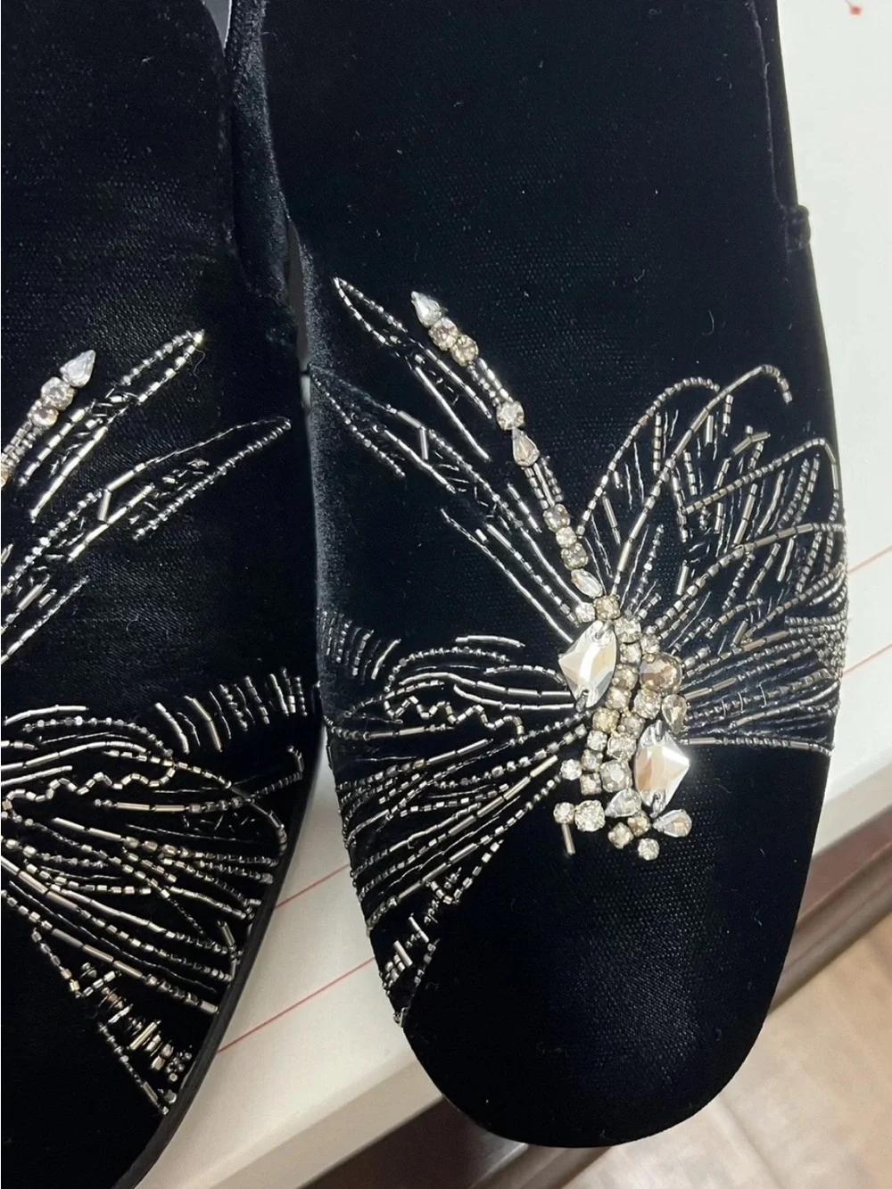 Alexander McQueen Black Velvet Crystal Embellished Slip-On Flats - 9/42 NWT